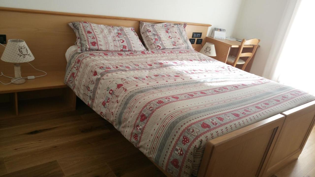 فندق Meuble Rosalpina إيزولاشيا المظهر الخارجي الصورة
